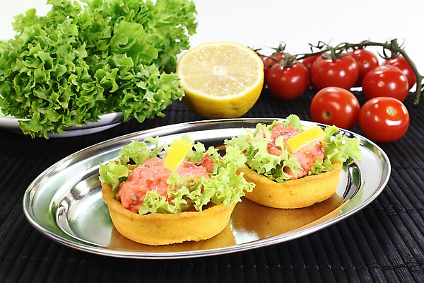 포토 JPG 해외이미지 음식 토마토 고추 파슬리 어류 옥수수 사람없음 요식업 샐러드 애피타이저 상추 레몬 허브 카나페 뷔페 해외202004 해외포토 식물 산업 채소 과일 곡류 서양음식 수중동물 파일형식 이미지허브