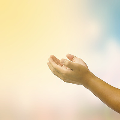 포토 JPG 해외이미지 라이프스타일 손 남자 하늘색 백그라운드 컨셉 2 신체 비즈니스 통신 부분 손가락 추상 악수 아이디어 손바닥 창조 사람 성인 사람없음 빛 믿음 스트레칭 잡기 도움 오픈 분위기 수집 피부 주기 보케 팔 보여주기 획득 적재 구걸 지원 헬프 제의 해외202004 해외포토 감정 무늬 모션 손짓 생활 신체부위 파란색 운동 파일형식 이미지허브