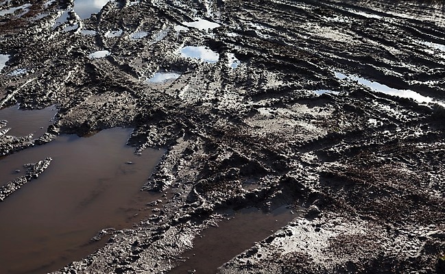 포토 JPG 해외이미지 구름 도로 길 지구 자연 하늘 사람없음 야외 물 파란색 태양 반사 맑음 흙 젖음 시골 바퀴 습지 땅 당구 바퀴자국 웅덩이 먼지 진흙 밟기 내추럴 땅바닥 방법 변소 선로 많음 해외202004 해외포토 자연요소 컬러 컨셉 교통시설 자국 모션 날씨 바닥 구기 생태계 파일형식 이미지허브