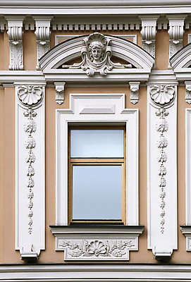 포토 JPG 해외이미지 외관 유럽 벽 건축양식 창문 유리 벽돌 주택 프레임 사람없음 야외 건물 장식 세로 노란색 수확 골동품 바위 흰색 도시 역사 클래식 우아함 묘사 복고 러시아 안심 대칭 바로크 석고 옛날 스타일 해외202004 해외포토 건축물 건축 나라 컬러 컨셉 농업 재질 돌_바위 파일형식 이미지허브