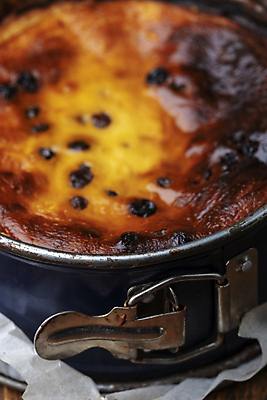 포토 JPG 해외이미지 디저트 실내 근접촬영 사람없음 아웃포커스 치즈케이크 해외202004 해외포토 음식 뷰포인트 촬영기법 내부 케이크 파일형식 이미지허브