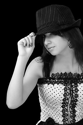 포토 JPG 해외이미지 라이프스타일 여자 흑백 한명 사람 유행 매력적 화려 우아함 개성 고립 성격 스타일 해외202004 해외포토 1 컨셉 촬영기법 생활 파일형식 이미지허브