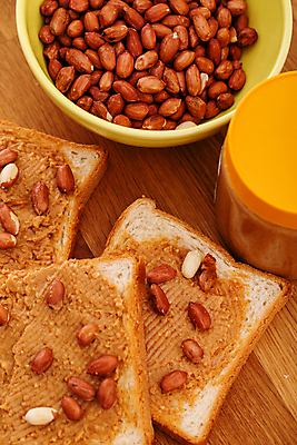 포토 JPG 해외이미지 접시 음식 빵 백그라운드 탁자 아침 주택 샌드위치 사람없음 목재 컵 갈색 주방 저녁식사 머그컵 견과류 흰색 항아리 사발 달콤 아침식사 먹기 크림 오브젝트 땅콩 버터 흙더미 내추럴 점심식사 캡모자 해외202004 해외포토 주간 나무 모자_잡화 식기 컬러 가구 재료 모션 건물 식사 흙 도자기 사기그릇 맛 파일형식 더미 이미지허브