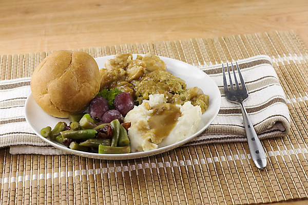 포토 JPG 해외이미지 접시 음식 포크 채소 포도 콩 감자 육류 사람없음 초록색 식사 저녁식사 흰색 고명 굽기 롤 칠면조 스터핑 크랜베리 해외202004 해외포토 식기 열매 컬러 과일 식재료 조류 곡류 구이 파일형식 이미지허브