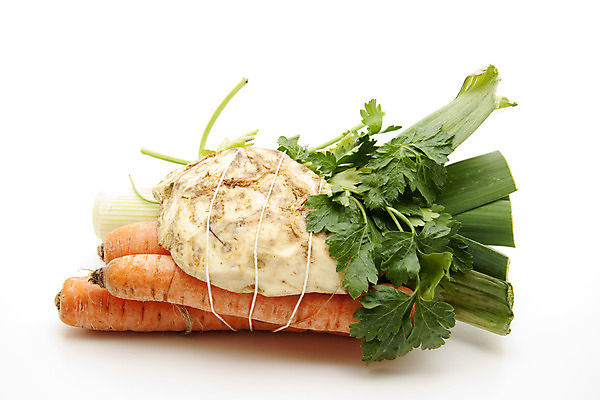 포토 JPG 해외이미지 식물 음식 줄기 잎 채소 파슬리 건강 사람없음 초록색 식사 당근 수확 신선 먹기 흰배경 날것 부추 해외202004 해외포토 컬러 백그라운드 농업 모션 뿌리채소 흰색 파일형식 이미지허브