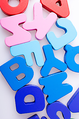 JPG 해외이미지 알파벳 영어 영어교육 사람없음 컬러풀 블록 해외202004 해외포토 포토 문자 교육 컬러 파일형식 이미지허브