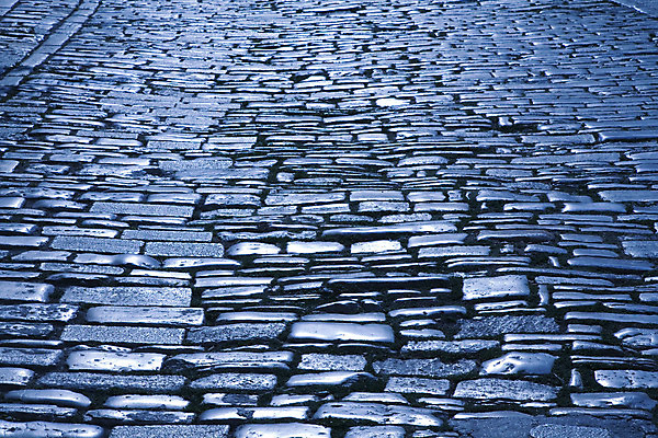 포토 JPG 해외이미지 백그라운드 추상 거리 사람없음 야외 가로 파란색 빛 조약돌 시간 야간 크로아티아 옛날 해외202004 해외포토 자연요소 유럽 컬러 무늬 돌_바위 파일형식 이미지허브