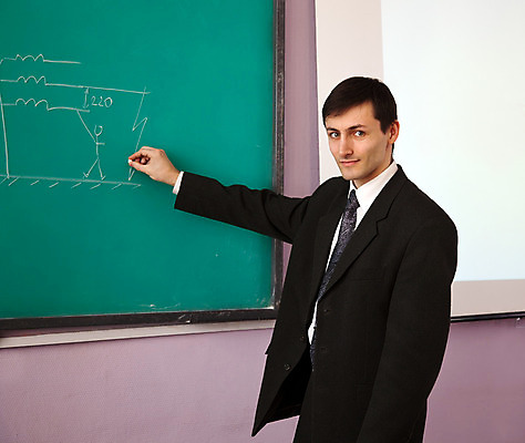 포토 JPG 해외이미지 직업 손 교육 남자 과학 셔츠 비즈니스 교실 청소년 넥타이 대화 한명 성인 초록색 스크린 교사 교수 칠판 강당 그림 대학교 초크아트 공식 영사기 세미나 지능 이론 해외202004 해외포토 1 잡화 컬러 상의 학교 말하기 사람 신체부위 파일형식 이미지허브