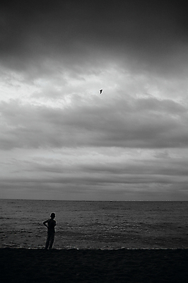 포토 JPG 해외이미지 디자인 선 파도 바다 백그라운드 일러스트 상상 벽지 하늘 추상 미술 풍경 사람없음 그래픽 물 빛 컴퓨터 디지털 검은색 웹 페인트 안개 덮개 달 흰색 신용카드 야간 저녁 달빛 그림 질감 만들기 공상 종료 발생 환상 해외202004 해외포토 자연요소 컬러 컨셉 무늬 인터넷 모션 날씨 문화예술 금융 전자제품 뚜껑 파일형식 이미지허브