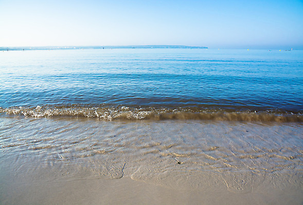포토 JPG 해외이미지 모래 파도 바다 여행 백그라운드 자연 휴가 사람없음 야외 물 여름 모래사장 신선 스페인 지중해 웨이브 내추럴 해외202004 해외포토 자연요소 계절 유럽 생태계 파일형식 이미지허브
