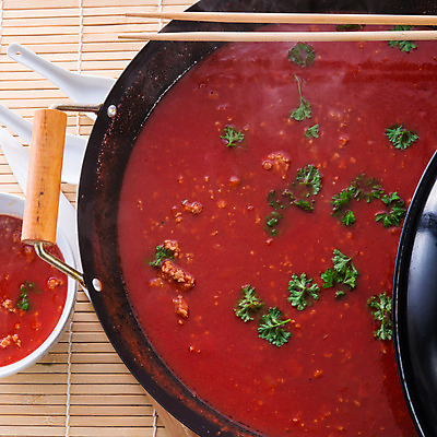 포토 JPG 해외이미지 접시 아시아 빵 잎 토마토 채소 고추 요리 사람없음 빨간색 식사 저녁식사 중국 당근 펼침 지성 뜨거움 사발 수프 냄비 인도인 먹기 레몬 민트 매움 반죽 카레 생강 마살라 해외202004 해외포토 외국인 식물 식기 나라 음식 컬러 과일 모션 뿌리채소 동양인 사기그릇 맛 솥 허브 파일형식 이미지허브
