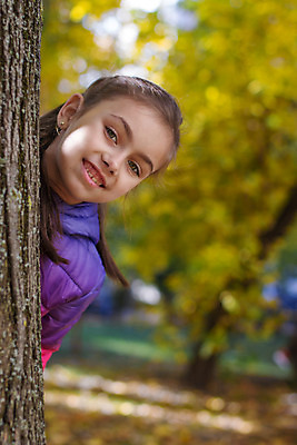 포토 JPG 해외이미지 나무 응시 계절 공원 여자 행복 얼굴 백그라운드 잎 장난 가족 자연 놀이 휴가 휴식 건강 사랑 한명 미소 사람 야외 목재 10대 초록색 청춘 컬러풀 노란색 기쁨 가을 흰색 던지기 11월 10월 해외202004 해외포토 식물 1 시선 공공시설 감정 컬러 컨셉 재료 관계 모션 청소년 표정 신체부위 날짜 생태계 파일형식 이미지허브