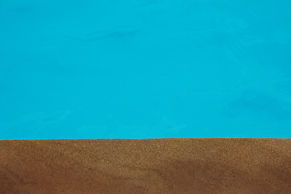 포토 JPG 해외이미지 물결 파도 백그라운드 패턴 자연 표면 수영장 사람없음 물 여름 파란색 태양 반사 수영 신선 투명 액체 시원함 갑판 타일 질감 강렬 터키석 해외202004 해외포토 자연요소 계절 바다 컬러 무늬 배_교통 수상스포츠 보석 생태계 파일형식 이미지허브