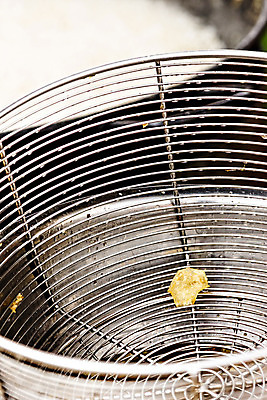 포토 JPG 해외이미지 음식 백그라운드 감자 요리 사람없음 노란색 쌓기 바구니 장비 튀김 지성 흰색 뜨거움 그룹 황금 맛 먹기 묘사 속도 흙더미 절임 해로움 해외202004 해외포토 컬러 컨셉 채소 모션 흙 파일형식 더미 이미지허브