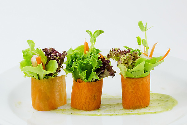 포토 JPG 해외이미지 접시 음식 토마토 채소 손가락 유리 탁자 새우 샌드위치 육류 어류 요리 사람없음 장식 파티 요식업 축제 식사 저녁식사 샐러드 흰색 신선 바 스페인 고급 닫기 맛 작음 카나페 크림 올리브 연어 점심식사 뷔페 해외202004 해외포토 식기 손 열매 유럽 산업 컬러 가구 컨셉 식재료 모션 재질 서양음식 갑각류 이벤트 수중동물 크기 파일형식 이미지허브