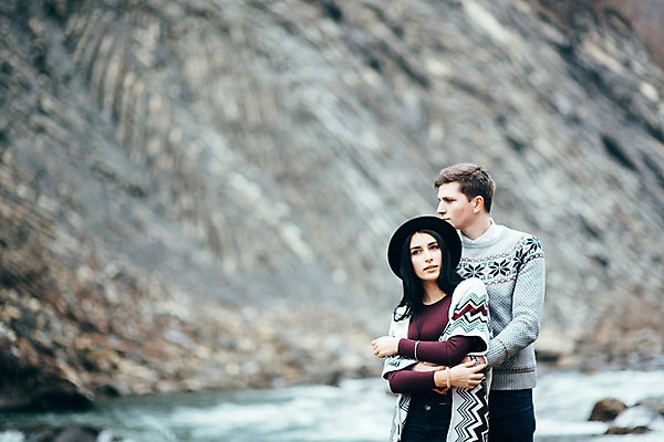 포토 JPG 해외이미지 커플 행복 결혼 백그라운드 관계 자연 산 사랑 사람 성인 두명 강 봄 흐름 흰색 역사 암초 해외202004 해외포토 계절 감정 컬러 컨셉 이벤트 생태계 파일형식 이미지허브