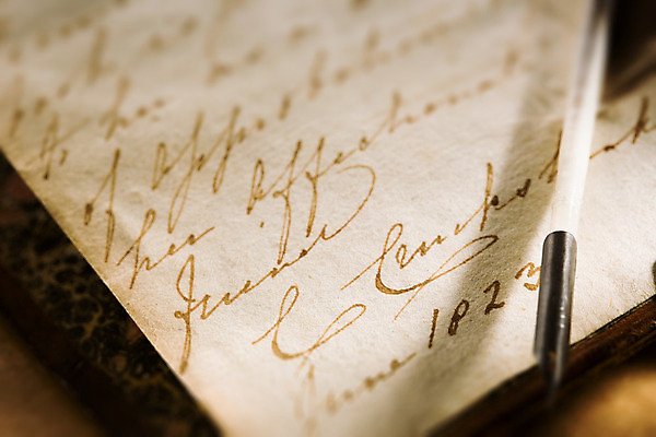 포토 JPG 해외이미지 종이 텍스트 잉크 이야기 미술 사람없음 책 독서 펜 갈색 다이어리 검은색 쪽지 공책 수확 골동품 덮개 오픈 메시지 역사 편지 깃털 오브젝트 질감 복고 문학 페이지 양장본 시트 고립 깃털펜 옛날 중고 필기체 목차 해외202004 해외포토 문자 컬러 농업 문화예술 문구용품 필기구 사무용품 뚜껑 파일형식 이미지허브