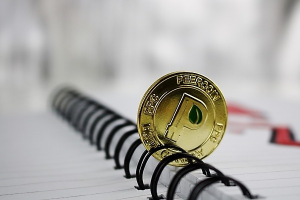 포토 JPG 해외이미지 돈 미래 사람없음 금융 저축 황금 무역 투자 결제 가치 해외202004 해외포토 산업 컨셉 비즈니스 경제 재산 파일형식 이미지허브