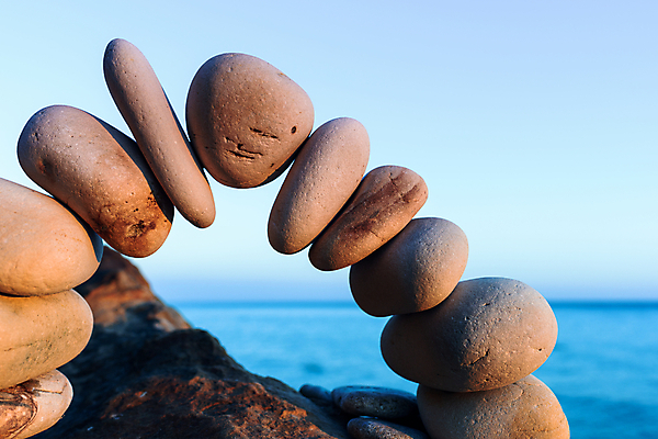 포토 JPG 해외이미지 모양 선 컨셉 곡선 자연 숙이기 해변 사람없음 쌓기 스파 화목 조약돌 바위 원형 그룹 명상 흙더미 완벽 평형 해외202004 해외포토 도형 바다 포즈 모션 수영 흙 돌_바위 생태계 파일형식 더미 이미지허브