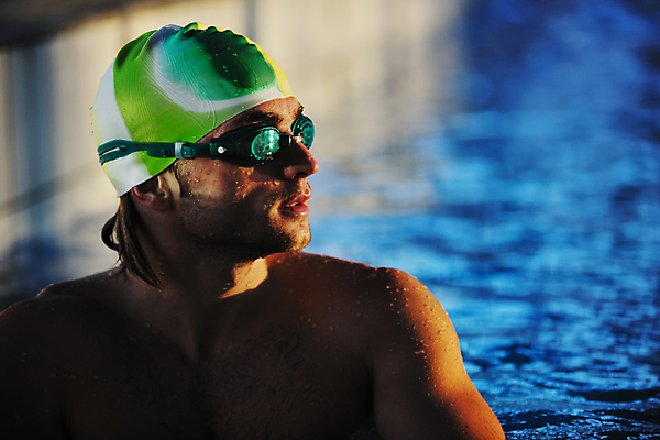 포토 JPG 해외이미지 백인 응시 남자 수영복 스포츠 수영장 한명 사람 상반신 성인 앞모습 물 운동 수영 물안경 수영선수 성인남자한명만 해외202004 해외포토 자연요소 서양인 1 시선 옷 뷰포인트 운동선수 건강 수상스포츠 수영용품 남자한명만 성인남자만 파일형식 이미지허브