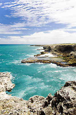 포토 JPG 해외이미지 외관 바다 섬 여행 자연 풍경 해변 사람없음 야외 미국 침묵 고요 절벽 세계여행 중앙아메리카 고독 조용 암초 대서양 내추럴 서인도제도 해외202004 해외포토 감정 북아메리카 아메리카 세계 소리 생태계 파일형식 이미지허브