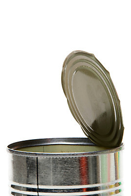 포토 JPG 해외이미지 음식 컨셉 포장 사람없음 빛 금속 주방 재활용 뚜껑 오픈 캔 은색 상품 일회용 컨테이너 자르기 오브젝트 수납 통조림 고립 알루미늄 철강 해외202004 해외포토 산업 컬러 모션 재질 친환경 파일형식 이미지허브