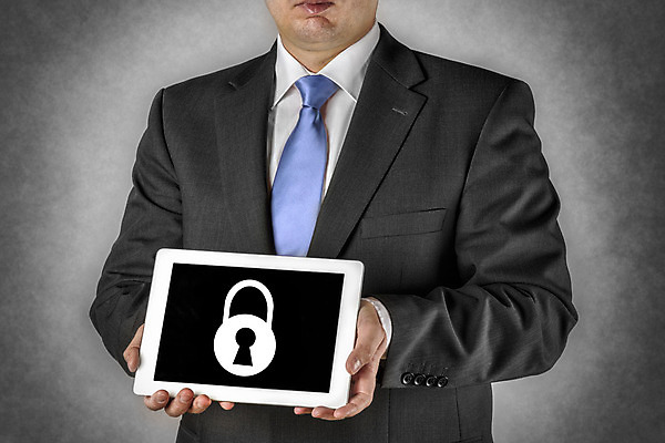 포토 JPG 해외이미지 직업 손 드레스 남자 백그라운드 컨셉 비즈니스 손가락 성공 넥타이 미래 자물쇠 한명 안전 사람 정장 컴퓨터 사무실 알약 유행 우주 스크린 검은색 자료 어둠 공백 터치 흰색 가리킴 비즈니스맨 우아함 절도 경영자 보안 불법복제 사생활 정중 해외202004 해외포토 1 잡화 옷 컬러 손짓 신체부위 전자제품 약 직장인 범죄 리더 파일형식 이미지허브