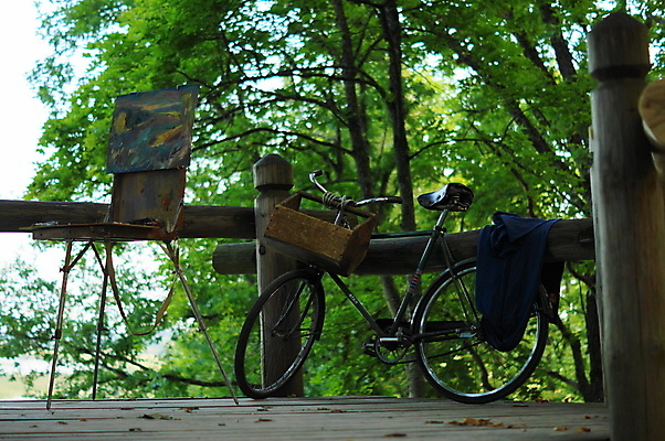 포토 JPG 해외이미지 나무 프레임 창조 미술 서기 풍경 사람없음 야외 목재 자전거 페인트 승차 숲 스케치 이젤 만족 그림 캔버스 페인트붓 화가 삼각대 해외202004 해외포토 식물 직업 감정 재료 모션 문화예술 바이크 미술도구 붓 파일형식 이미지허브