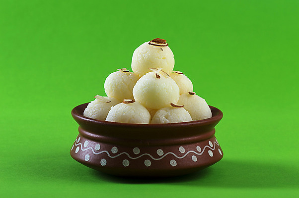 포토 JPG 해외이미지 디저트 사람없음 도자기 원형 사기그릇 인도음식 해외포토 도형 그릇 음식 동양음식 파일형식 이미지허브