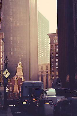 포토 JPG 해외이미지 여행 비즈니스 건축양식 자동차 거리 버스 사람없음 건물 금융 도시풍경 사무실 고층빌딩 미국 운전 수확 도시 시간 횡단보도 도심 저녁 큼 잼 승합차 향수 사인 복고 정사각형 바쁨 택시 장면 짐차 스카이라인 강렬 건너기 그만 필터 혼란 스타일 효과 해외202004 해외포토 도형 건축물 건축 육상교통 컨셉 북아메리카 농업 모션 승용차 대중교통 풍경 빌딩 경제 화장품 소스_음식 보행로 야간 크기 파일형식 이미지허브