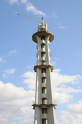 포토 JPG 해외이미지 구름 외관 건축양식 통신 하늘 이스탄불 사람없음 파란색 글로벌 탑 도시 방송 장면 해외202004 해외포토 자연요소 건축물 건축 컬러 파일형식 튀르키예 이미지허브