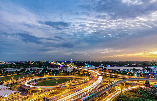 포토 JPG 해외이미지 아시아 도로 비즈니스 건축양식 교통시설 하늘 거리 풍경 사람없음 건물 파란색 빛 강 도시풍경 사무실 고층빌딩 황혼 새벽 도시 도심 야간 저녁 스카이라인 해외202004 해외포토 자연요소 건축물 건축 나라 길 컬러 교통 빌딩 일몰 시설 파일형식 이미지허브