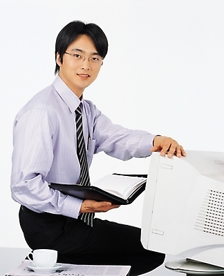 포토 JPG 스튜디오촬영 남자 비즈니스 한명 사람 앉기 정장 상반신 20대 성인 컴퓨터 사무실 다이어리 직장인 비즈니스맨 남자만 남자한명만 성인남자만 청년만 청년남자만 청년남자한명만 성인한명만 성인남자한명만 성인만 국내포토 직업 1 옷 모션 실내 청년 전자제품 사무용품 파일형식