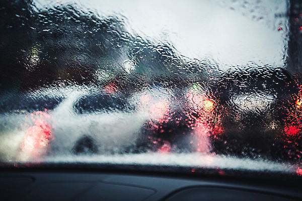 포토 JPG 주간 백그라운드 창문 자동차 풍경 사람없음 야외 가을 비 빗방울 차안 흐림 국내포토 자연요소 계절 육상교통 날씨 비_날씨 파일형식