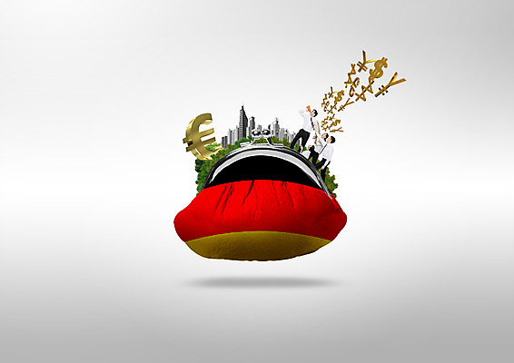 PSD 백인 편집이미지 여자 남자 독일 20대 성인 세명 글로벌비즈니스 외침 유로 잡기 도시 비즈니스맨 비즈니스우먼 화폐기호 금융비즈니스 동전지갑 독일국기 이미지편집 서양인 기호 유럽 돈 비즈니스 모션 사람 청년 금융 글로벌 소리 직장인 지갑 국기 화폐 파일형식