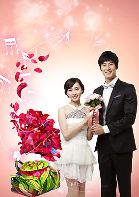 PSD 편집이미지 커플 원피스 여자 남자 꽃잎 꽃 꽃다발 음표 서기 미소 들기 정장 턱시도 상반신 20대 성인 두명 앞모습 한국인 축음기 이미지편집 식물 기호 옷 음악 뷰포인트 음향기기 관계 모션 표정 사람 동양인 청년 골동품 파일형식