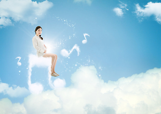 전신 PSD 구름 편집이미지 여자 음악 음표 하늘 한명 앉기 성인 옆모습 30대 임산부 한국인 태교 성인여자한명만 이미지편집 자연요소 1 기호 뷰포인트 모션 문화예술 사람 동양인 장년 임신 여자한명만 성인여자만 파일형식