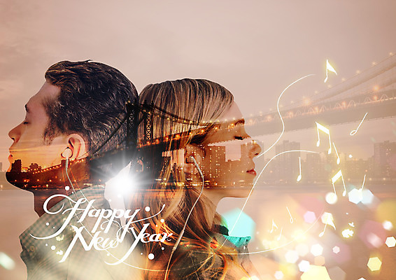 PSD 서양인 편집이미지 커플 여자 남자 야경 음표 새해 상반신 성인 두명 옆모습 눈감음 등맞대기 도시 보케 해피뉴이어 가교 이미지편집 외국인 건축물 기호 음악 뷰포인트 관계 모션 사람 새해인사 야간 파일형식 풍경_경치