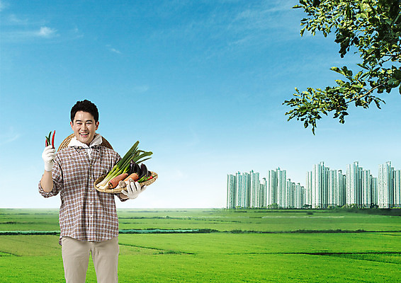 PSD 편집이미지 남자 40대 고추 하늘 가지 논 한명 미소 들기 상반신 성인 앞모습 바구니 고층빌딩 당근 한국인 도시 농부 파 성인남자한명만 이미지편집 직업 1 뷰포인트 중년 농업 채소 모션 뿌리채소 표정 사람 동양인 빌딩 남자한명만 성인남자만 파일형식