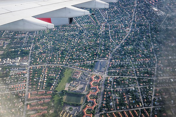 포토 JPG 주간 해외풍경 해외 유럽 사람없음 야외 도시 비행기날개 코펜하겐 국내포토 자연요소 나라 비행기 덴마크 풍경 파일형식
