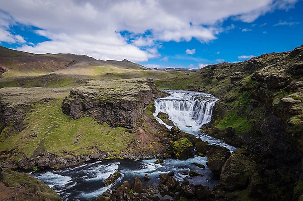 포토 JPG 주간 구름 해외풍경 해외 유럽 자연 하늘 아이슬란드 풍경 사람없음 야외 강 트래킹 폭포 바위 국내포토 자연요소 나라 레저 돌_바위 생태계 파일형식