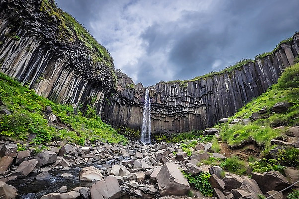포토 JPG 주간 해외풍경 해외 유럽 자연 아이슬란드 풍경 사람없음 야외 강 트래킹 절벽 폭포 바위 스카프타펠국립공원 국내포토 자연요소 나라 레저 국립공원 돌_바위 생태계 파일형식