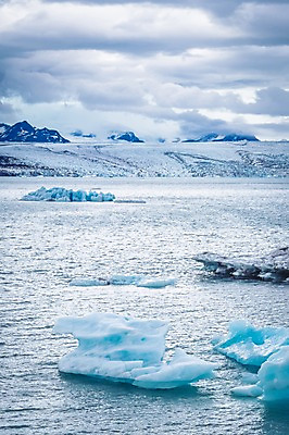 포토 JPG 주간 구름 해외풍경 해외 유럽 호수 자연 하늘 아이슬란드 풍경 사람없음 야외 빙하 요쿨살롱 국내포토 자연요소 나라 생태계 파일형식