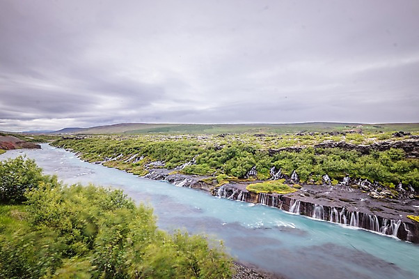 포토 JPG 주간 나무 해외풍경 해외 유럽 자연 하늘 아이슬란드 풍경 사람없음 야외 강 폭포 라운포사폭포 국내포토 자연요소 식물 나라 생태계 파일형식