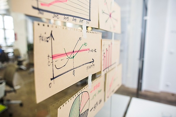 포토 JPG 회사 그래프 실내 사람없음 자료 회의실 국내포토 비즈니스 내부 파일형식