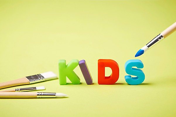 포토 JPG 스튜디오촬영 알파벳 백그라운드 실내 사람없음 블록 미술도구 아기용품 붓 국내포토 영어 내부 오브젝트 파일형식