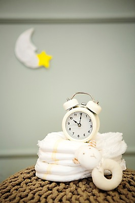 포토 JPG 스튜디오촬영 실내 사람없음 아웃포커스 장난감 아기용품 자명종 기저귀 국내포토 시계 촬영기법 내부 알람 오브젝트 파일형식