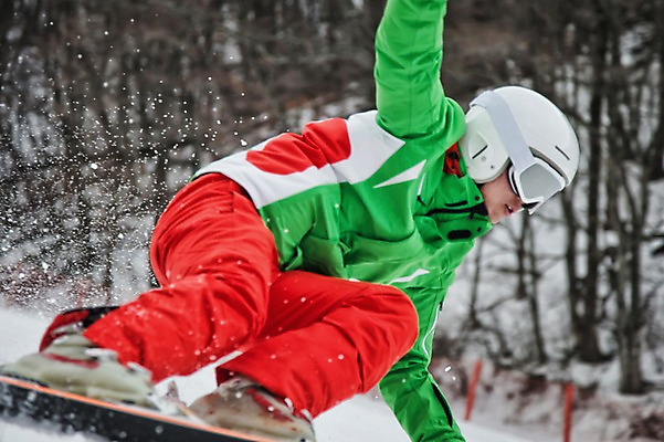 포토 JPG 주간 전신 남자 겨울 스키 스키장 고글 한명 서기 20대 야외 옆모습 설원 한국인 헬멧 스키복 스키선수 활강 용평스키장 청년남자한명만 성인남자한명만 국내포토 자연요소 1 옷 계절 뷰포인트 모션 겨울스포츠 운동선수 눈_날씨 사람 동양인 청년 보호장비 용평 남자한명만 성인남자만 청년남자만 파일형식
