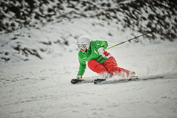 포토 JPG 주간 전신 남자 겨울 스키 스키장 고글 한명 20대 야외 옆모습 설원 한국인 헬멧 스키복 스키선수 폴 활강 눈보라 용평스키장 청년남자한명만 성인남자한명만 국내포토 자연요소 1 옷 계절 뷰포인트 겨울스포츠 운동선수 눈_날씨 사람 동양인 청년 보호장비 스키용품 용평 남자한명만 성인남자만 청년남자만 파일형식