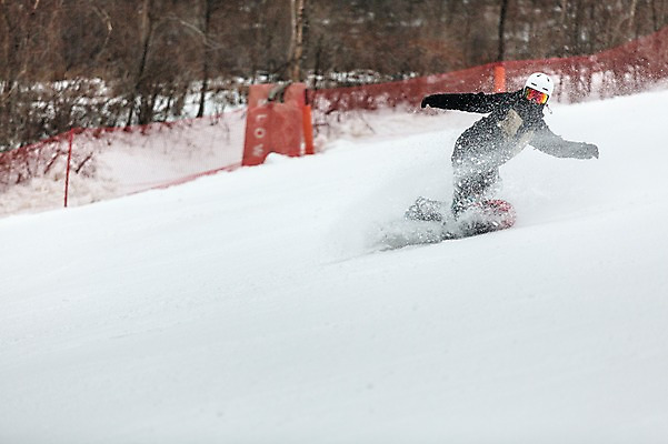 포토 JPG 주간 남자 겨울 스키장 고글 한명 20대 야외 설원 한국인 스노우보드 헬멧 스키복 스노우보더 활강 눈보라 용평스키장 청년남자한명만 성인남자한명만 국내포토 자연요소 1 옷 계절 스키 운동선수 눈_날씨 사람 동양인 청년 보드_스포츠 보호장비 용평 남자한명만 성인남자만 청년남자만 파일형식